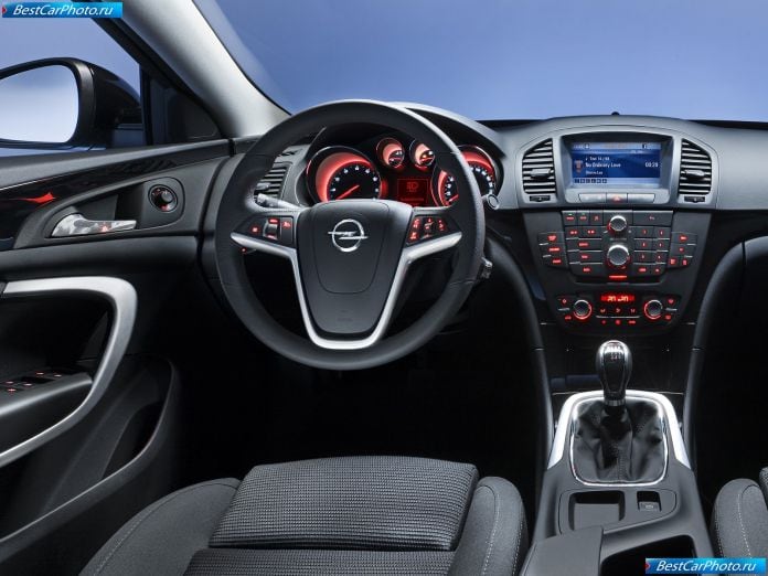 2009 Opel Insignia - фотография 68 из 111