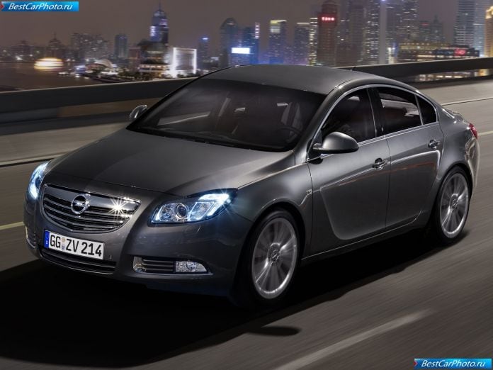 2009 Opel Insignia Hatchback - фотография 1 из 10