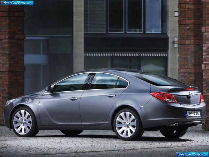 2009 Opel Insignia Hatchback - фотография 4 из 10