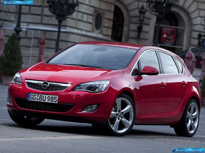 2010 Opel Astra - фотография 5 из 122