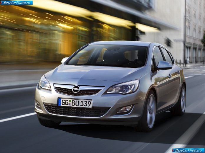 2010 Opel Astra - фотография 11 из 122