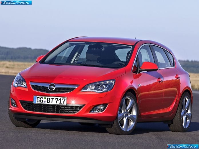 2010 Opel Astra - фотография 15 из 122