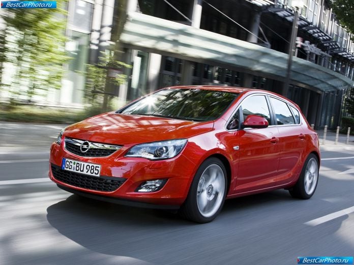 2010 Opel Astra - фотография 16 из 122