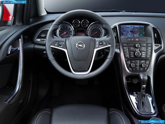 2010 Opel Astra - фотография 76 из 122