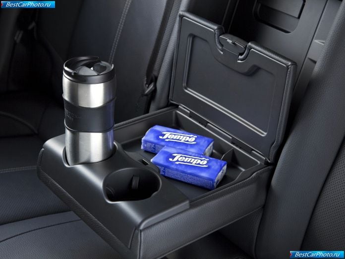 2010 Opel Astra - фотография 80 из 122