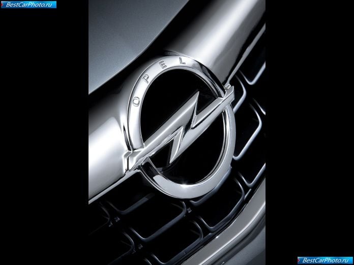 2010 Opel Astra - фотография 100 из 122