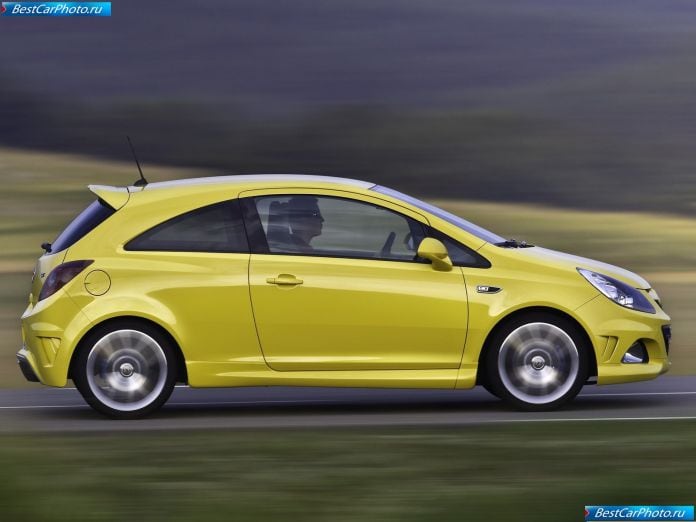 2010 Opel Corsa Opc - фотография 13 из 24
