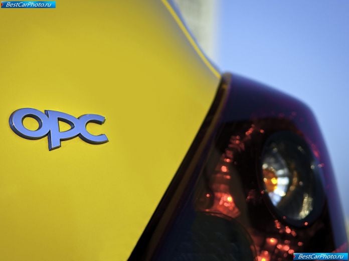 2010 Opel Corsa Opc - фотография 24 из 24