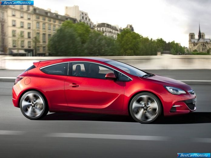 2010 Opel Gtc Paris Concept - фотография 13 из 45