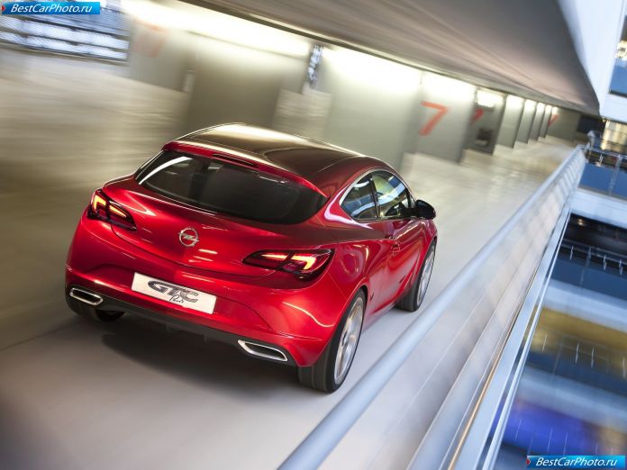 2010 Opel Gtc Paris Concept - фотография 20 из 45