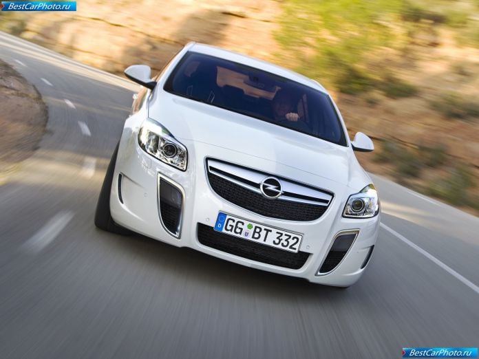 2010 Opel Insignia Opc - фотография 3 из 13