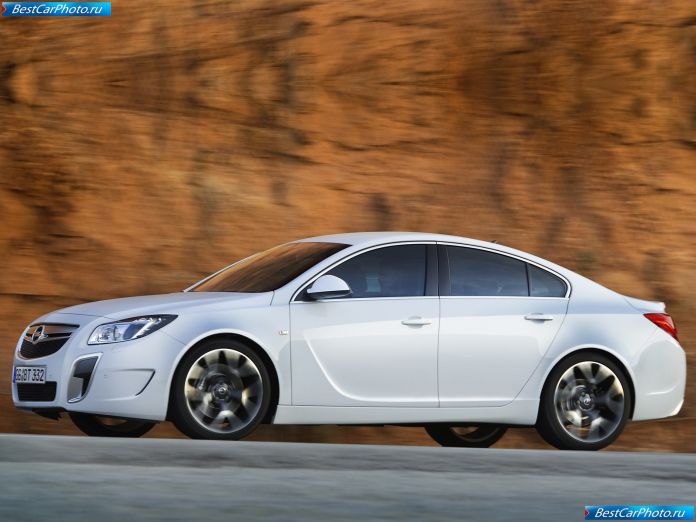 2010 Opel Insignia Opc - фотография 6 из 13