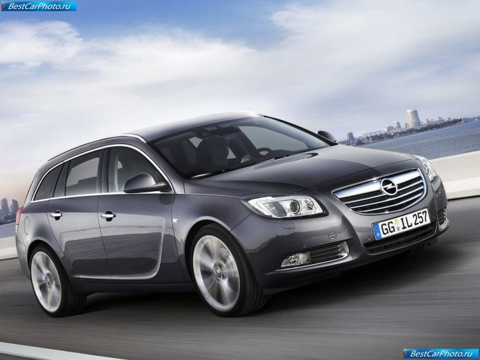 2010 Opel Insignia Sports Tourer - фотография 6 из 85