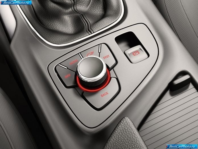 2010 Opel Insignia Sports Tourer - фотография 51 из 85