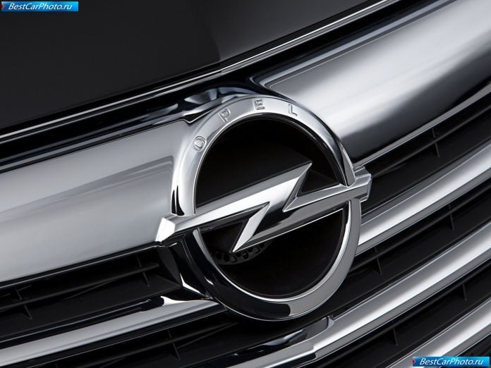 2010 Opel Insignia Sports Tourer - фотография 60 из 85