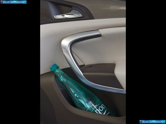 2010 Opel Insignia Sports Tourer - фотография 67 из 85