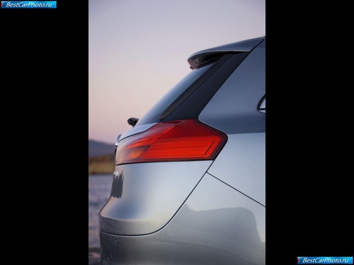 2010 Opel Insignia Sports Tourer - фотография 70 из 85