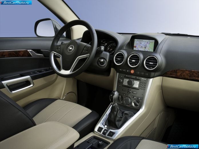 2011 Opel Antara - фотография 25 из 50