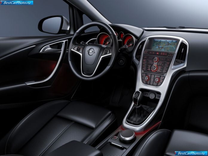 2011 Opel Astra Sports Tourer - фотография 47 из 95