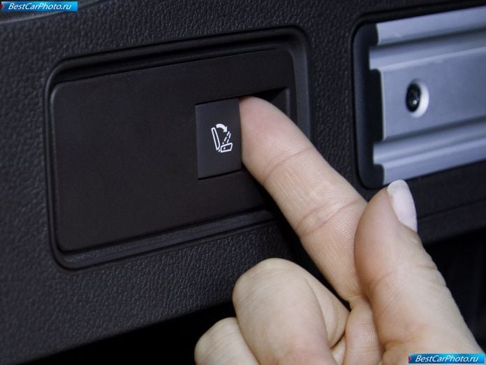 2011 Opel Astra Sports Tourer - фотография 59 из 95