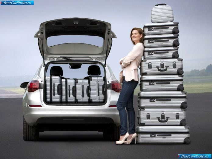 2011 Opel Astra Sports Tourer - фотография 61 из 95