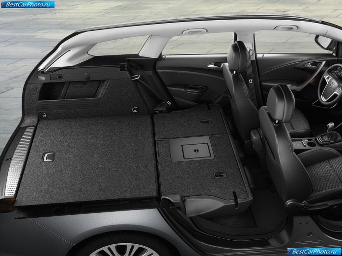 2011 Opel Astra Sports Tourer - фотография 65 из 95