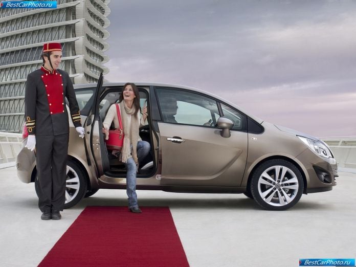2011 Opel Meriva - фотография 30 из 126