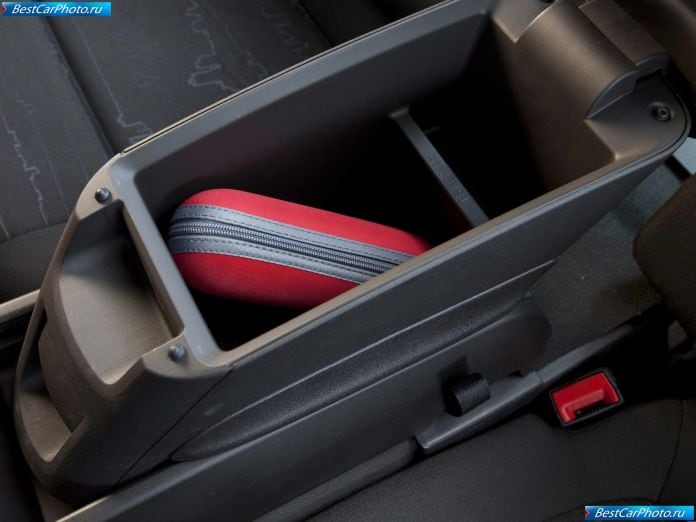 2011 Opel Meriva - фотография 70 из 126