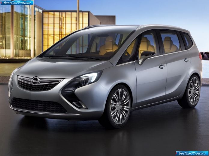 2011 Opel Zafira Tourer Concept - фотография 1 из 18