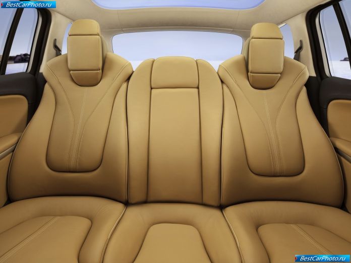 2011 Opel Zafira Tourer Concept - фотография 8 из 18