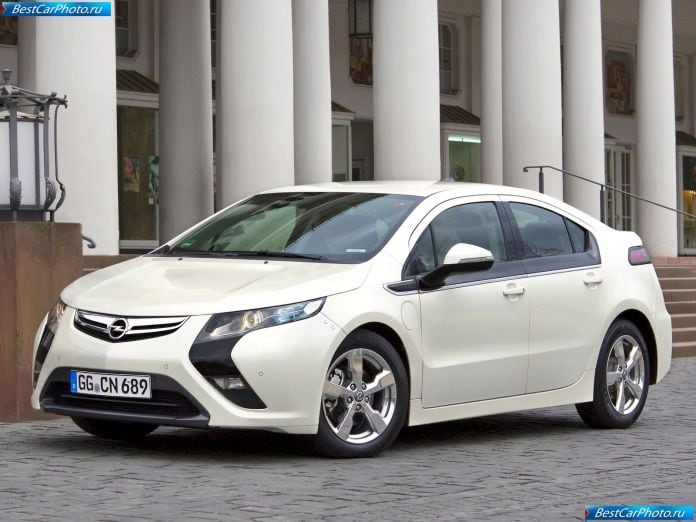 2012 Opel Ampera - фотография 1 из 33