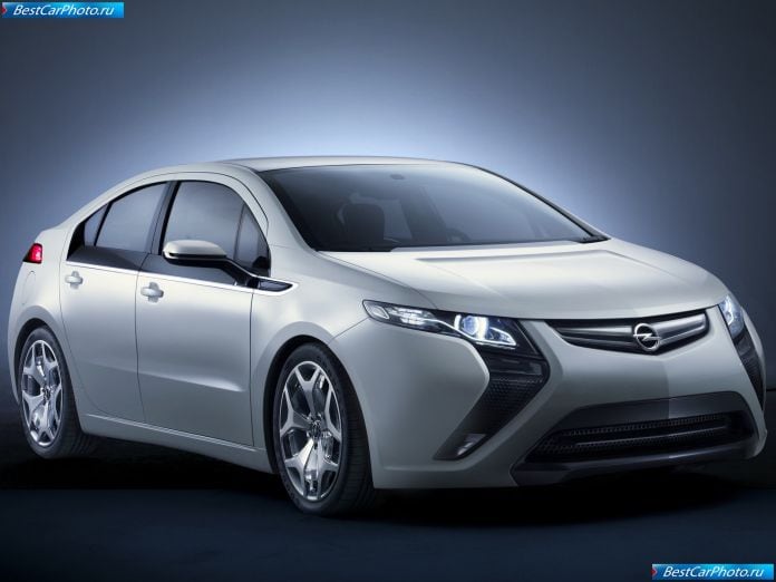 2012 Opel Ampera - фотография 12 из 33