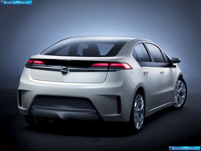 2012 Opel Ampera - фотография 15 из 33