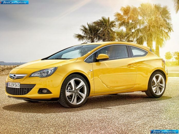 2012 Opel Astra Gtc - фотография 3 из 20