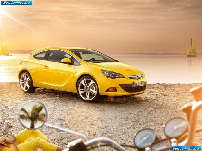 2012 Opel Astra Gtc - фотография 7 из 20
