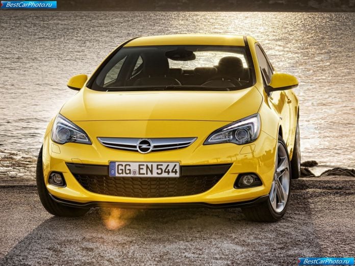 2012 Opel Astra Gtc - фотография 9 из 20