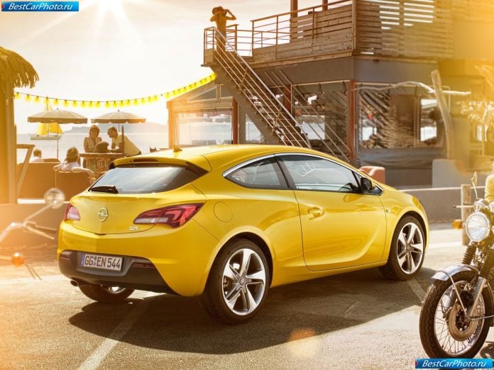 2012 Opel Astra Gtc - фотография 16 из 20