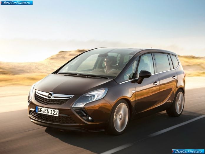 2012 Opel Zafira Tourer - фотография 1 из 14