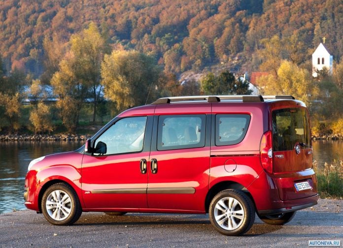 2012 Opel Combo - фотография 23 из 46