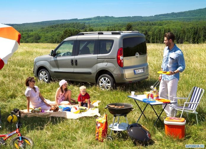 2012 Opel Combo - фотография 24 из 46