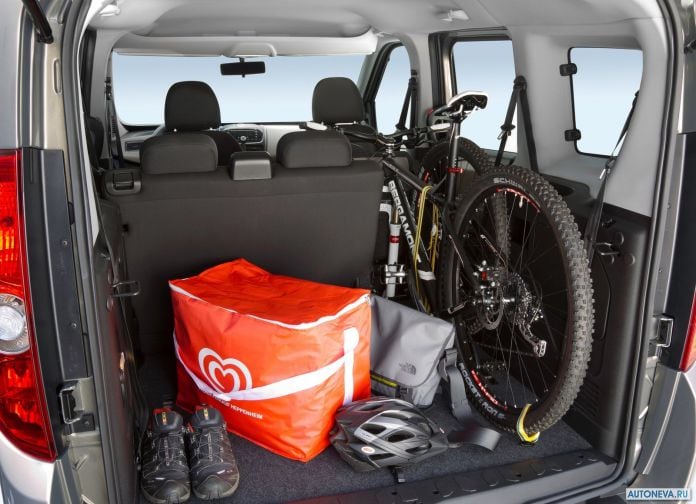 2012 Opel Combo - фотография 33 из 46