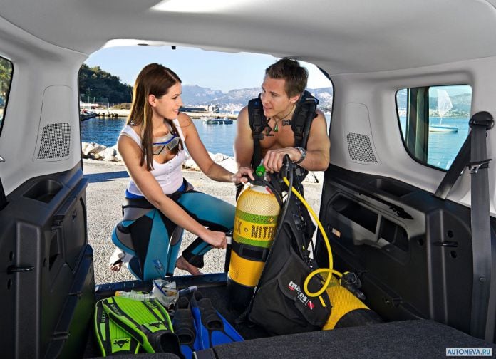 2012 Opel Combo - фотография 34 из 46