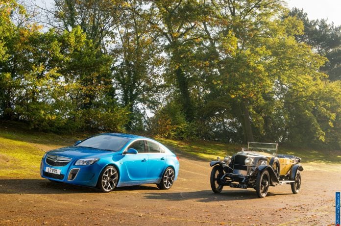 2012 Opel Insignia VXR SuperSport - фотография 5 из 5