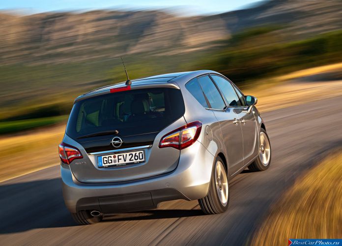 2014 Opel Meriva - фотография 10 из 17