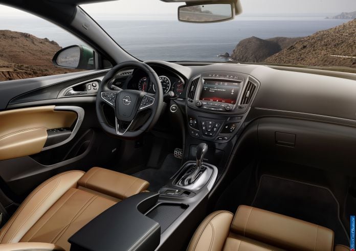 2014 Opel Insignia - фотография 10 из 12