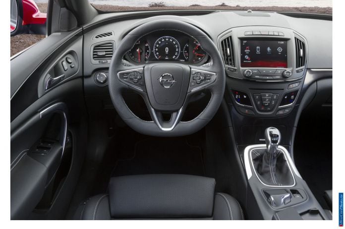 2014 Opel Insignia Opc Sports Tourer - фотография 6 из 7