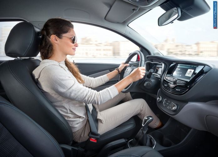 2015 Opel Karl - фотография 23 из 68