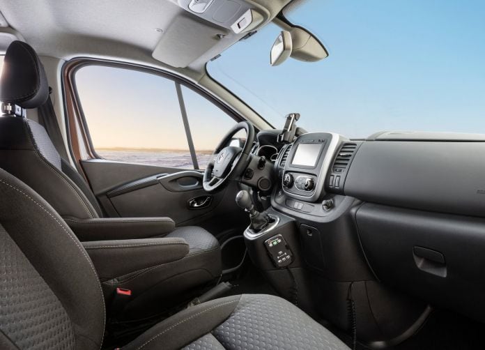 2015 Opel Vivaro Surf Concept - фотография 7 из 10