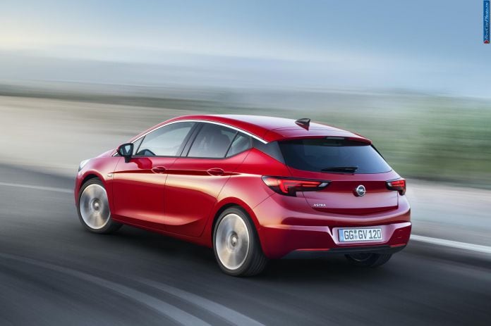 2016 Opel Astra - фотография 2 из 93