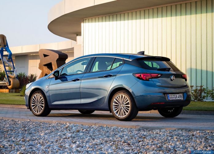 2016 Opel Astra - фотография 38 из 93